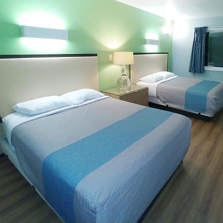 Country Yard Inn And Suites Sikeston Extérieur photo